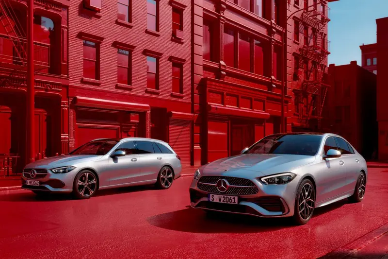 ภาพรถ Mercedes-Benz C-Class ของแท้จากสื่อทางการของผู้ผลิต ใช้ประกอบการเลือกไซซ์ยางให้ตรงรุ่น