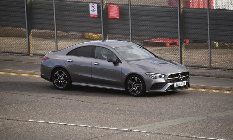 ภาพรถ Mercedes-Benz CLA คันจริง ใช้ประกอบการเลือกรุ่น