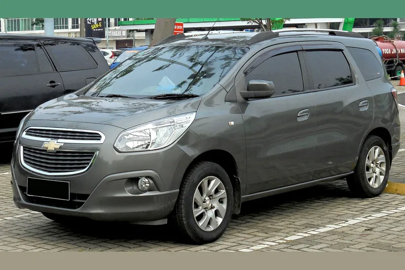 ภาพรถ Chevrolet Spin 1.5 (2013-2017) คันจริง ใช้ประกอบการเลือกรุ่น