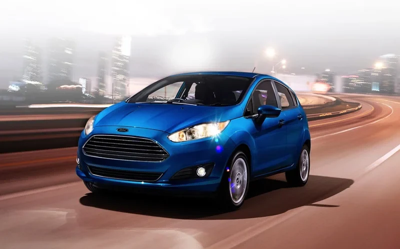 ภาพรถ Ford Fiesta ของแท้จากสื่อทางการของผู้ผลิต ใช้ประกอบการเลือกรุ่น
