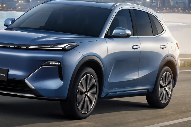 ภาพรถ Geely Starray EM-R ของแท้จากสื่อทางการของผู้ผลิต ใช้ประกอบการเลือกไซซ์ยางให้ตรงรุ่น