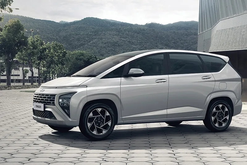 ภาพรถ Hyundai Stargazer ของแท้จากสื่อทางการของผู้ผลิต ใช้ประกอบการเลือกไซซ์ยางให้ตรงรุ่น