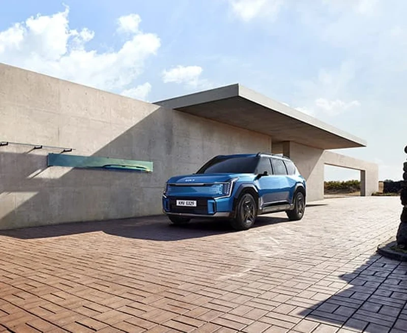 ภาพรถ Kia EV9 ของแท้จากสื่อทางการของผู้ผลิต ใช้ประกอบการเลือกรุ่น