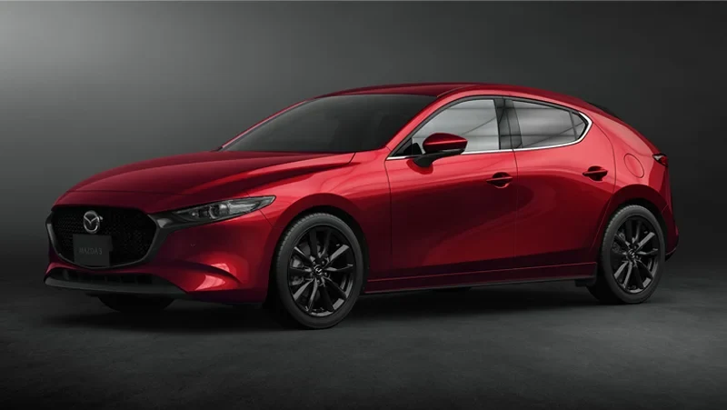 ภาพรถ Mazda3 (Fastback/Sedan) ของแท้จากสื่อทางการของผู้ผลิต ใช้ประกอบการเลือกไซซ์ยางให้ตรงรุ่น