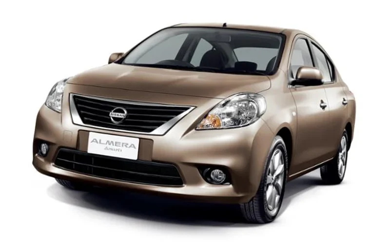 ภาพรถ Nissan Almera รุ่นเก่า ของแท้จากสื่อทางการของผู้ผลิต ใช้ประกอบการเลือกรุ่น