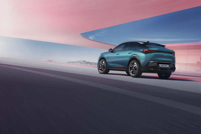 ภาพรถ Peugeot 3008 ของแท้จากสื่อทางการของผู้ผลิต ใช้ประกอบการเลือกรุ่น