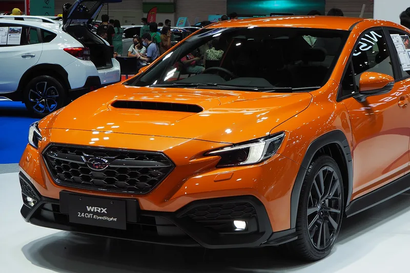 ภาพรถ Subaru WRX ซีดาน (2022-ปัจจุบัน) คันจริง ใช้ประกอบการเลือกไซซ์ยางให้ตรงรุ่น