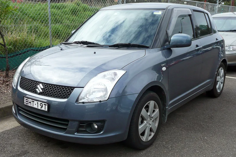 ภาพรถ Suzuki Swift 1.5 (2009-2012) คันจริง ใช้ประกอบการเลือกรุ่น
